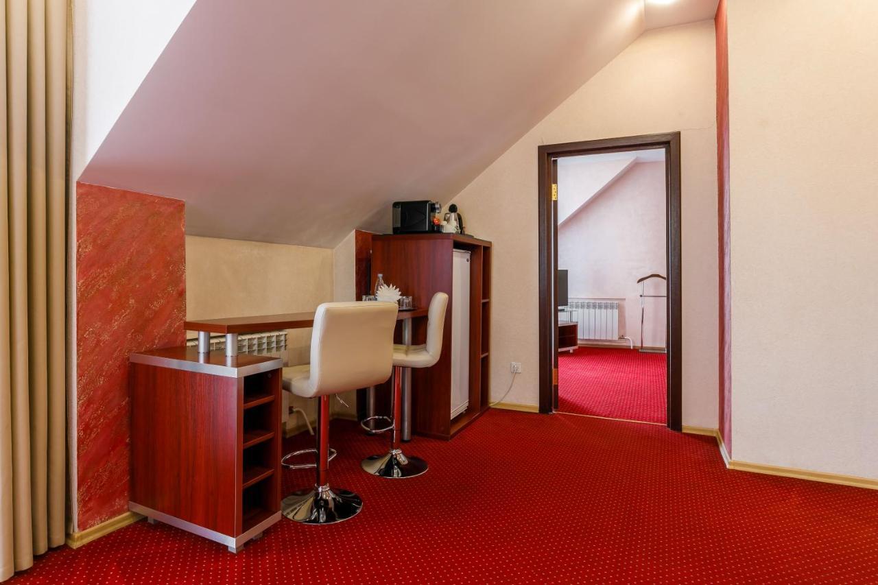 Semashko Hotel Grodno Extérieur photo